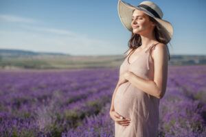 choosing-the-best-maternity-dress-5-things